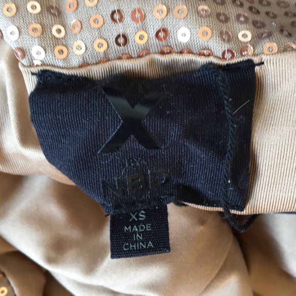 Gorgeous gold sequin gown NWT by brand NBD size XS - Picture 6 of 8